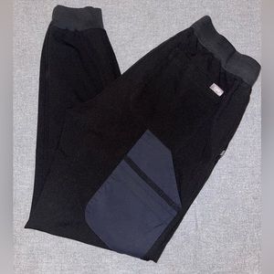 Black size M scrub pant